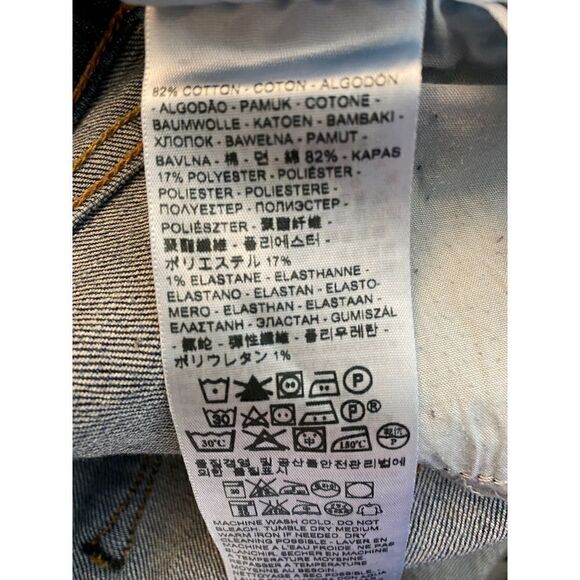 Levi’s SZ 10/30 Woman’s Demi Curve Mid Rise Straight Leg Dark Denim Jea… - Picture 11 of 12